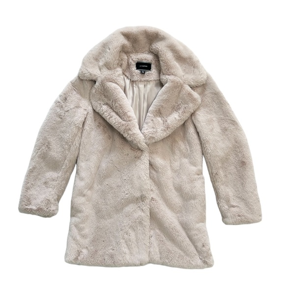 Le Chateau Plush Teddy Faux Fur Coat - Picture 1 of 14